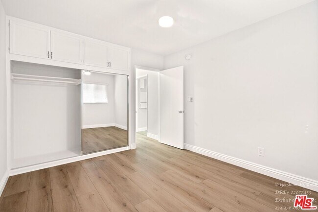Building Photo - 6640 Woodman Ave