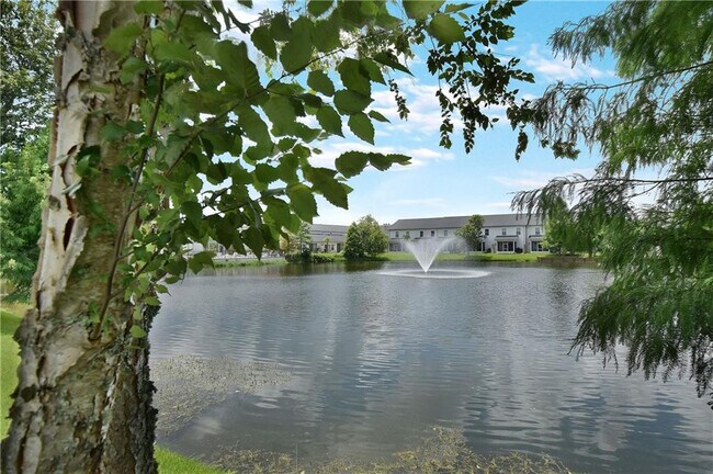 Building Photo - 510 Mariners Cir