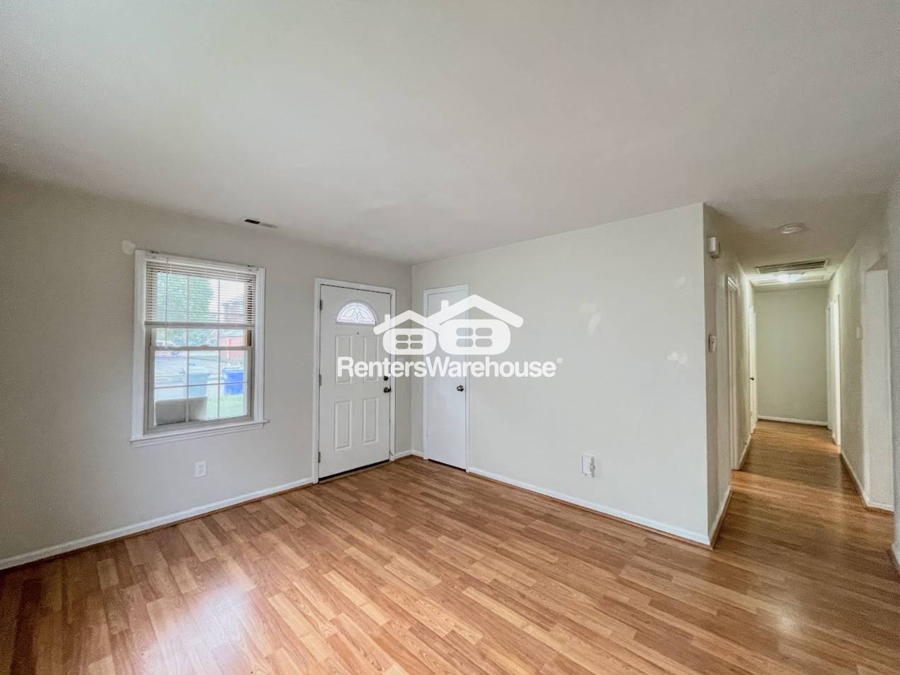 Building Photo - 1074 Bland St
