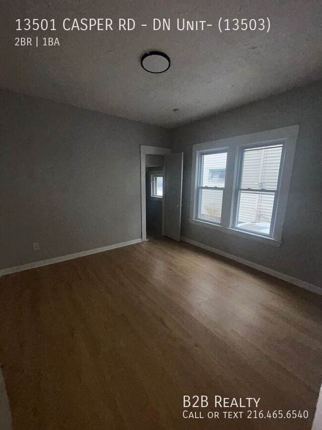 Building Photo - Spacious Two-Bedroom Unit in a Charming Mu...