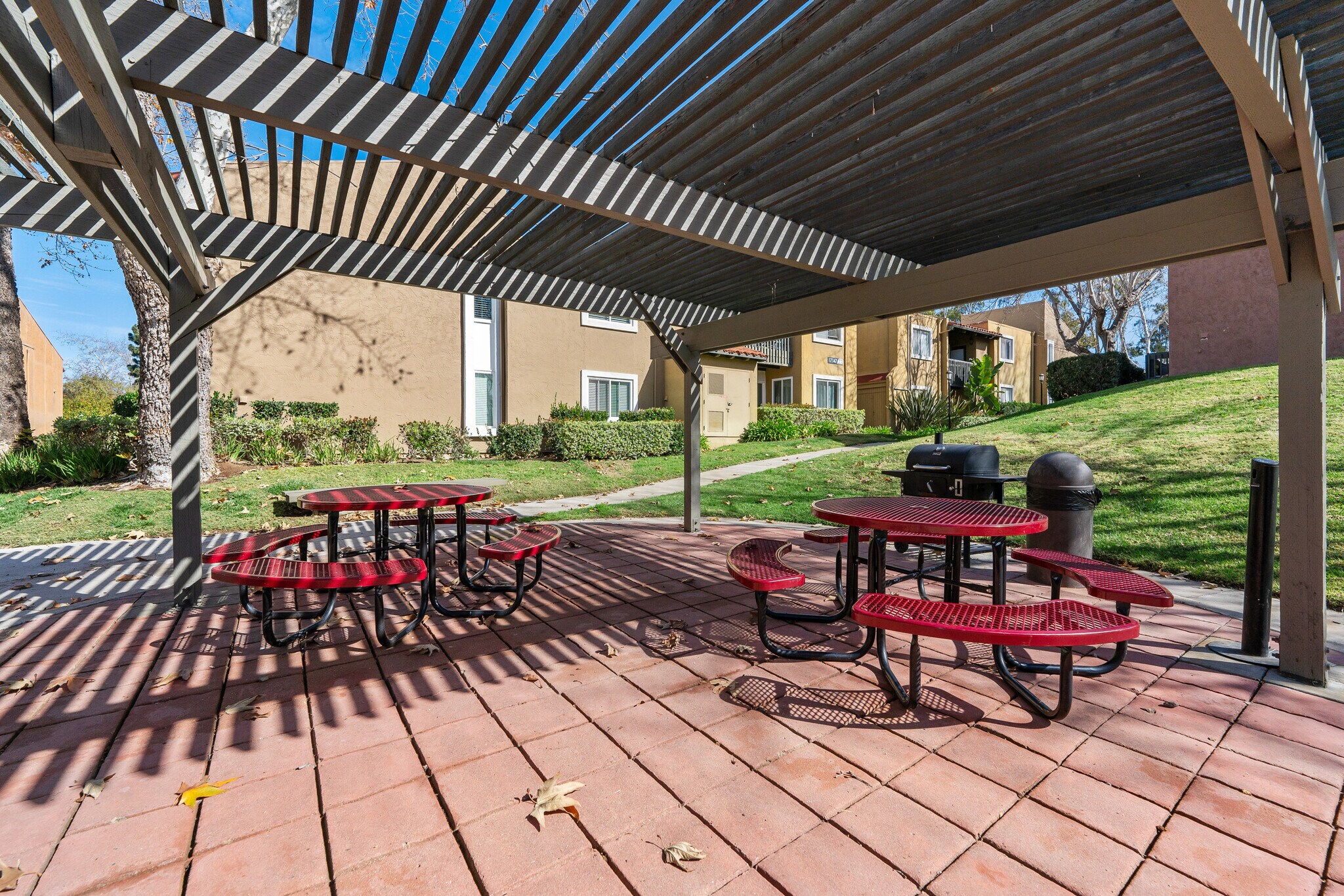 Building Photo - 17141 W Bernardo Dr