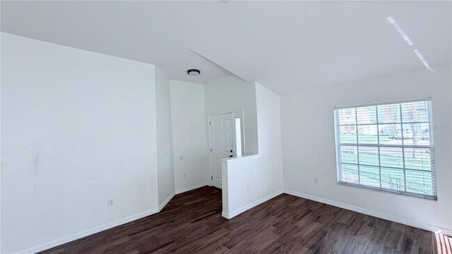 Building Photo - 31205 Bridgegate Dr