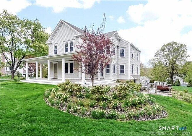 Building Photo - 456 White Oak Shade Rd
