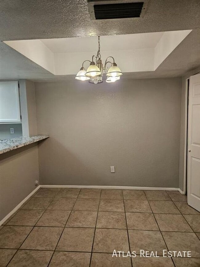 Building Photo - 1645 W Baseline Rd