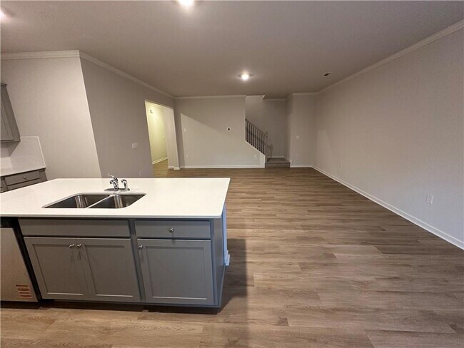 Building Photo - 68 Hughes Pl Dr