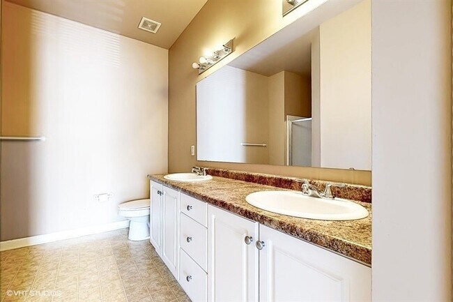 Building Photo - 322 Stockton Ridge