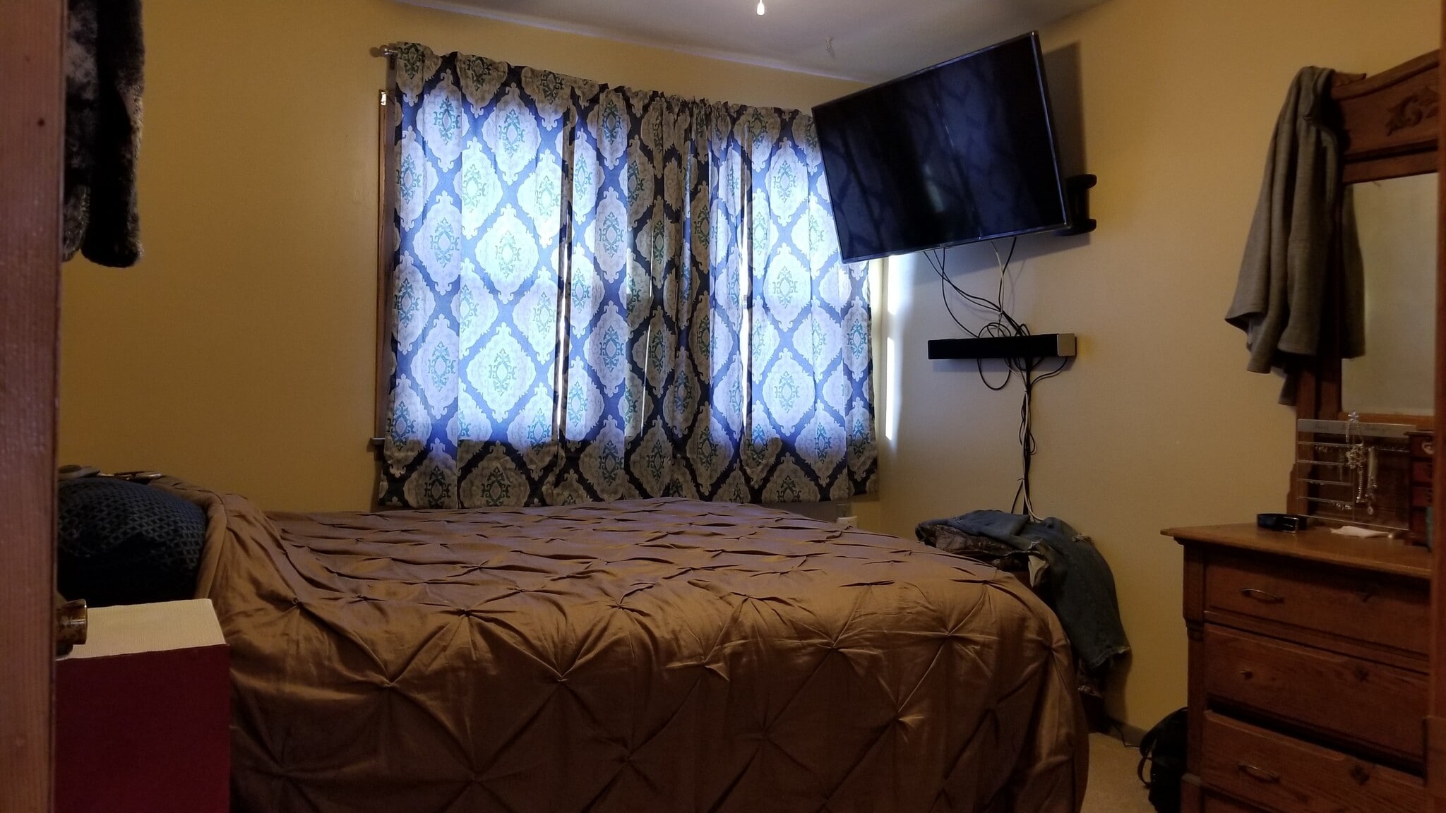 Building Photo - 1348 140th St