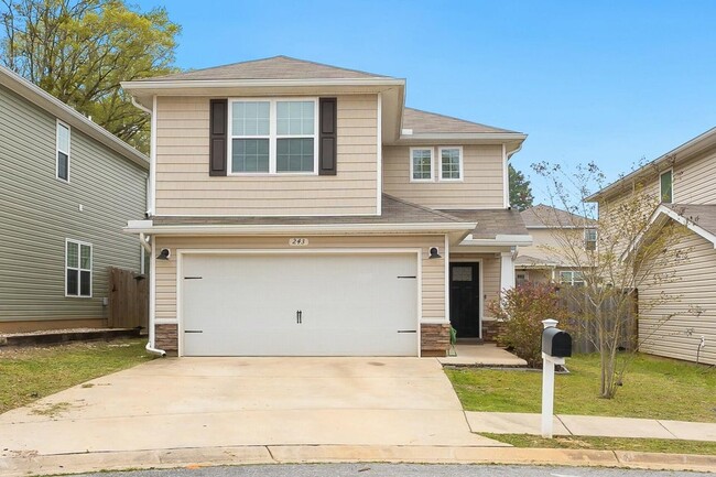 Building Photo - 243 Wainwright Dr