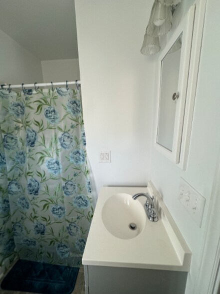 Building Photo - 29 Craddock Ct