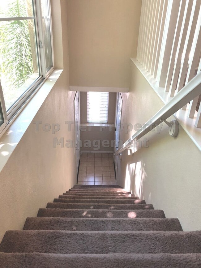 Building Photo - **Gated 3 bed, 3 bath Townhome with 2-Car ...