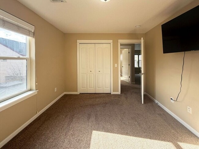 Building Photo - 5518 Tribute Way