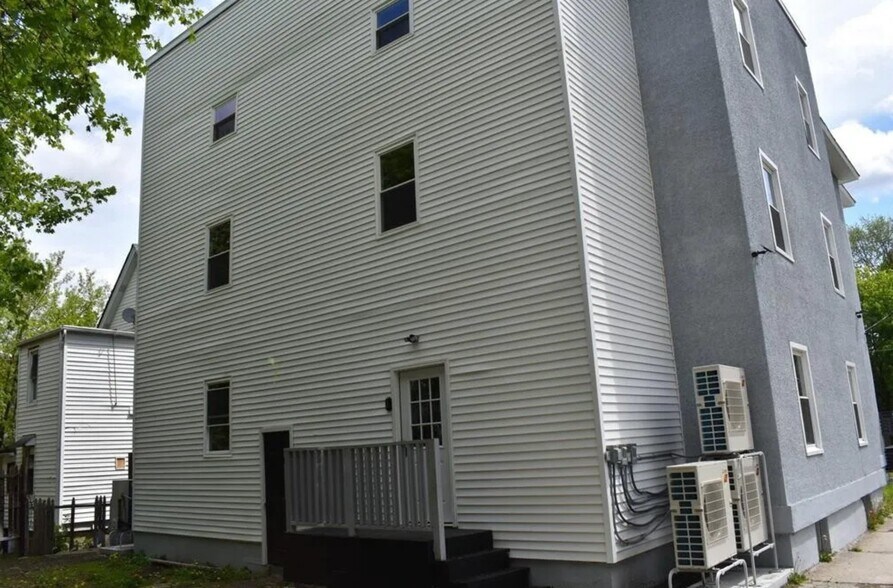 Building Photo - 19 Mygatt St