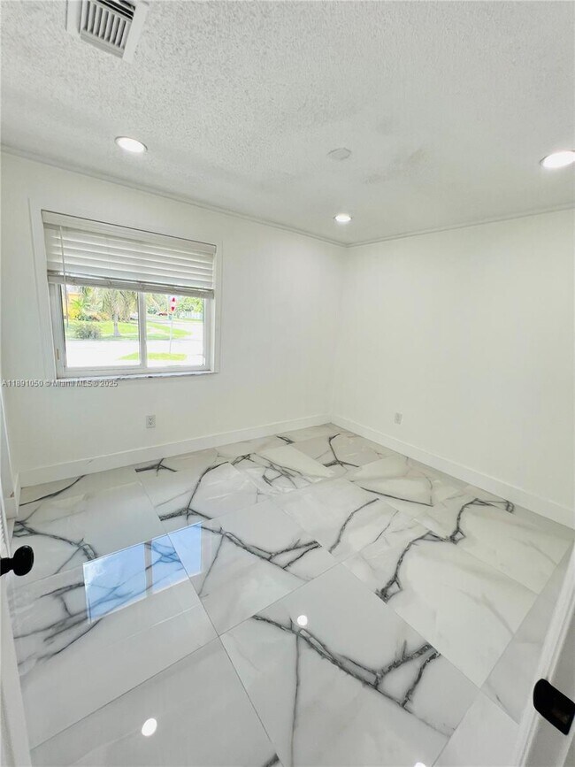 Building Photo - 26205 SW 133rd Ct