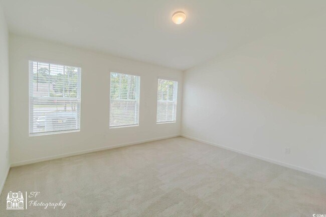 Building Photo - 103 Crescent Wy