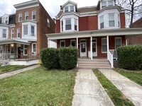 Building Photo - 233 W Jackson St