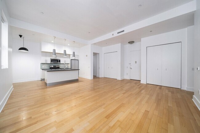 Building Photo - 4 Beacon Way