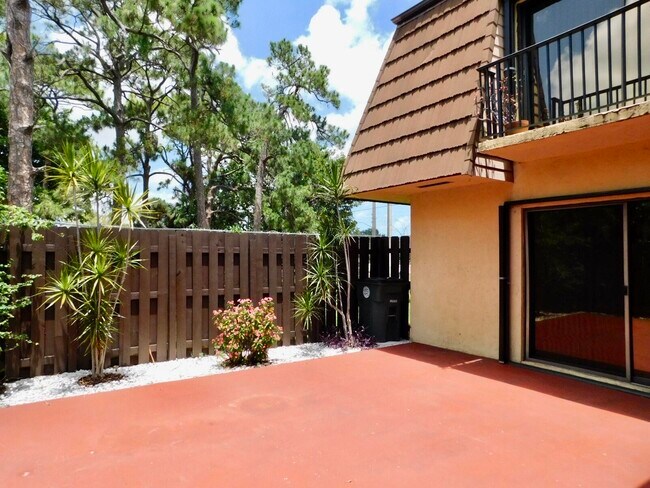 Building Photo - 4155 Turnberry Cir