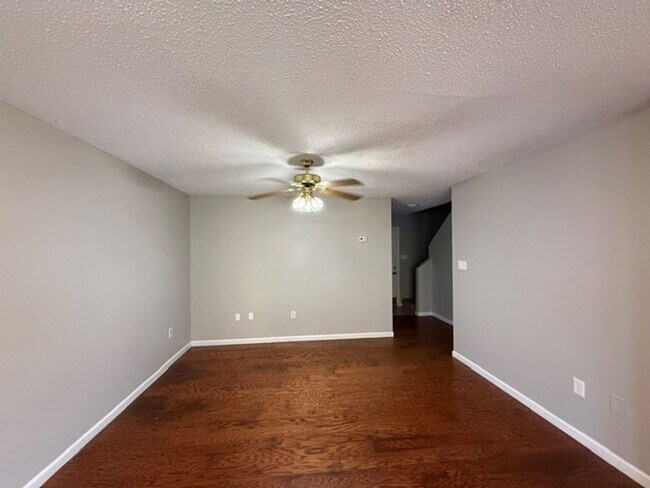 Building Photo - 5003 Trace Manor Ln