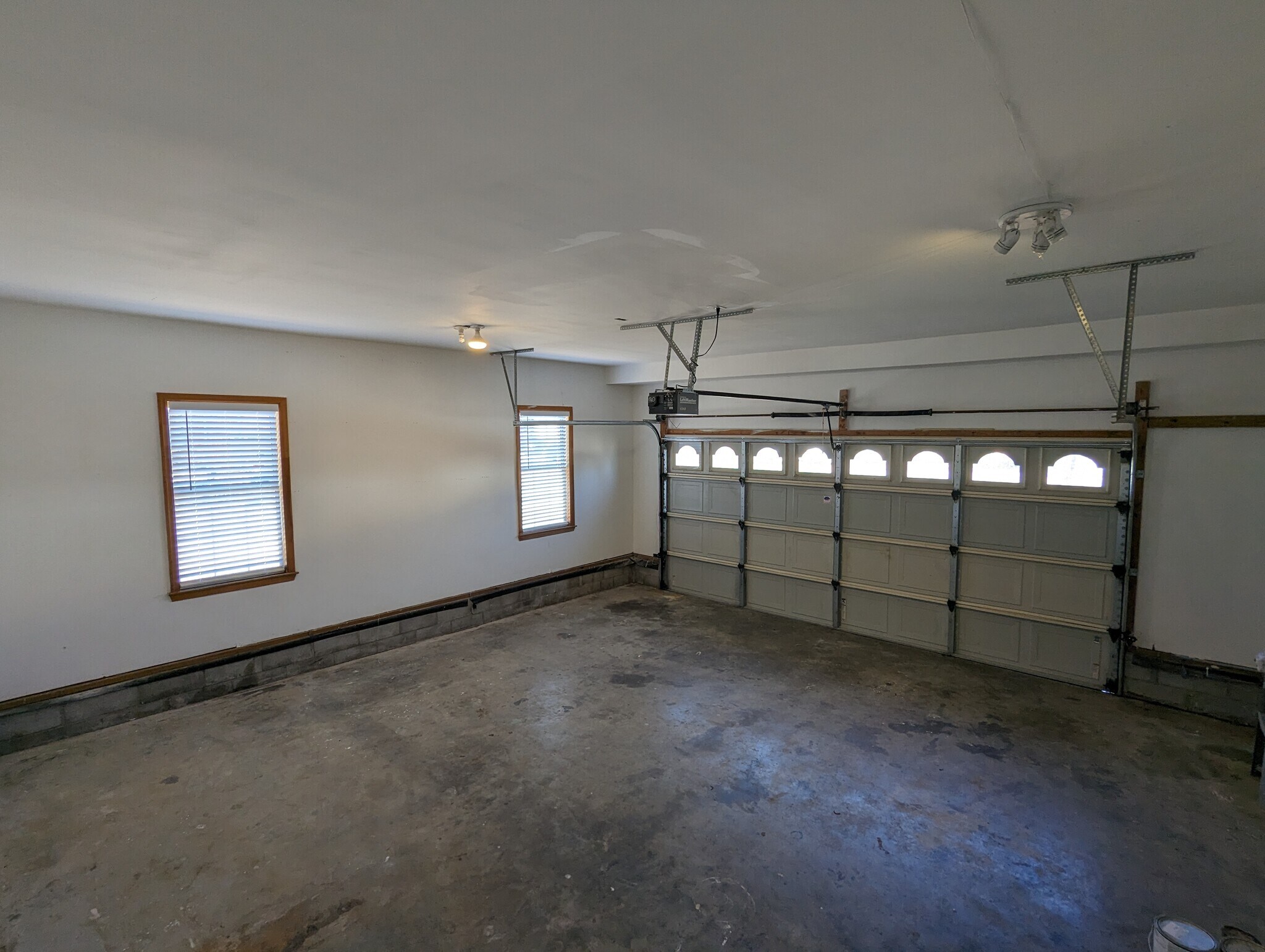 Building Photo - 4713 Derbyshire Dr