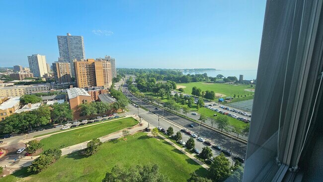 Building Photo - 3600 N Lake Shore Dr