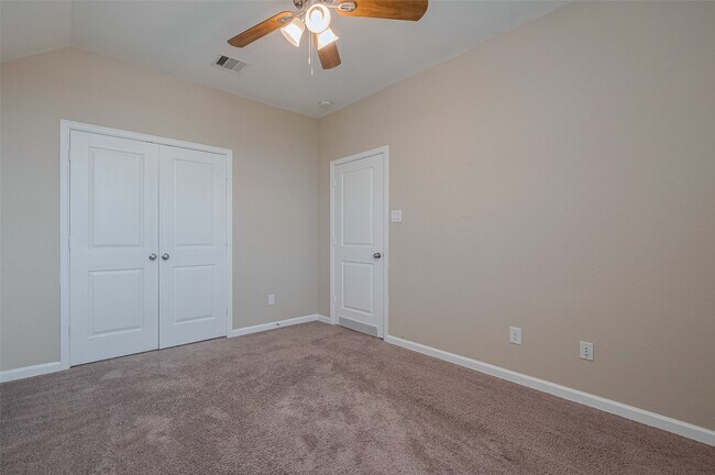 Building Photo - 4046 Balboa Dr