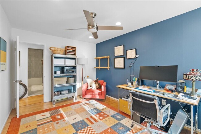 Building Photo - Unique 3BR / 1.5BA Mid-Century Townhome in Reston’s Iconic Hickory Cluster