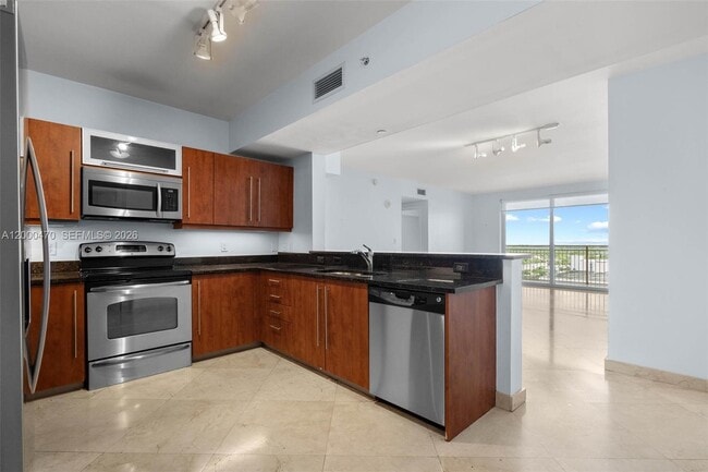 Building Photo - 7350 SW 89th St
