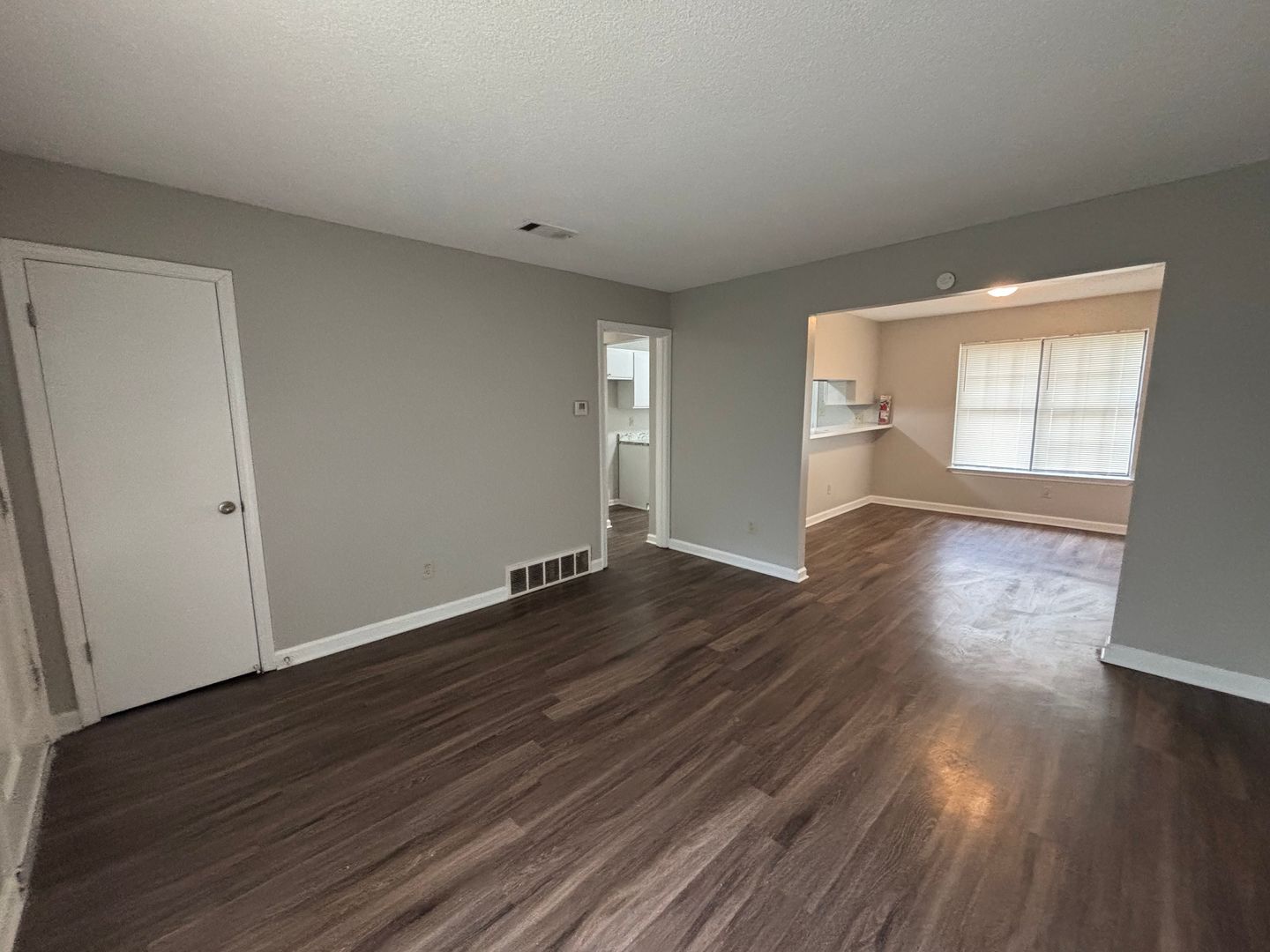 Building Photo - 2559 Wellons Ave