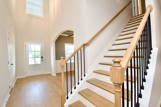 Building Photo - Brand New Hugston Home Near Lee Scott Acad...