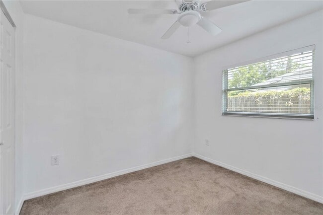 Building Photo - 3520 Aloha Dr