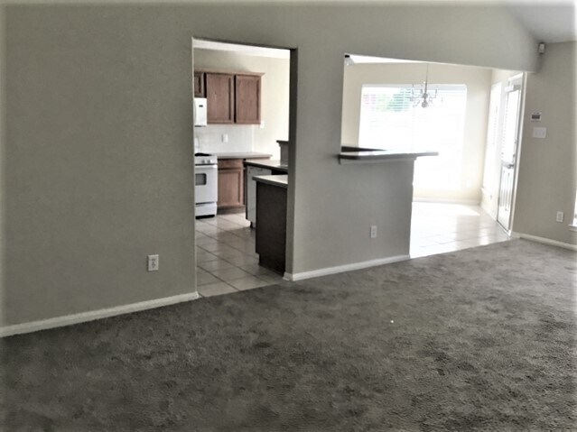 Building Photo - 5407 Morgan Oak Dr