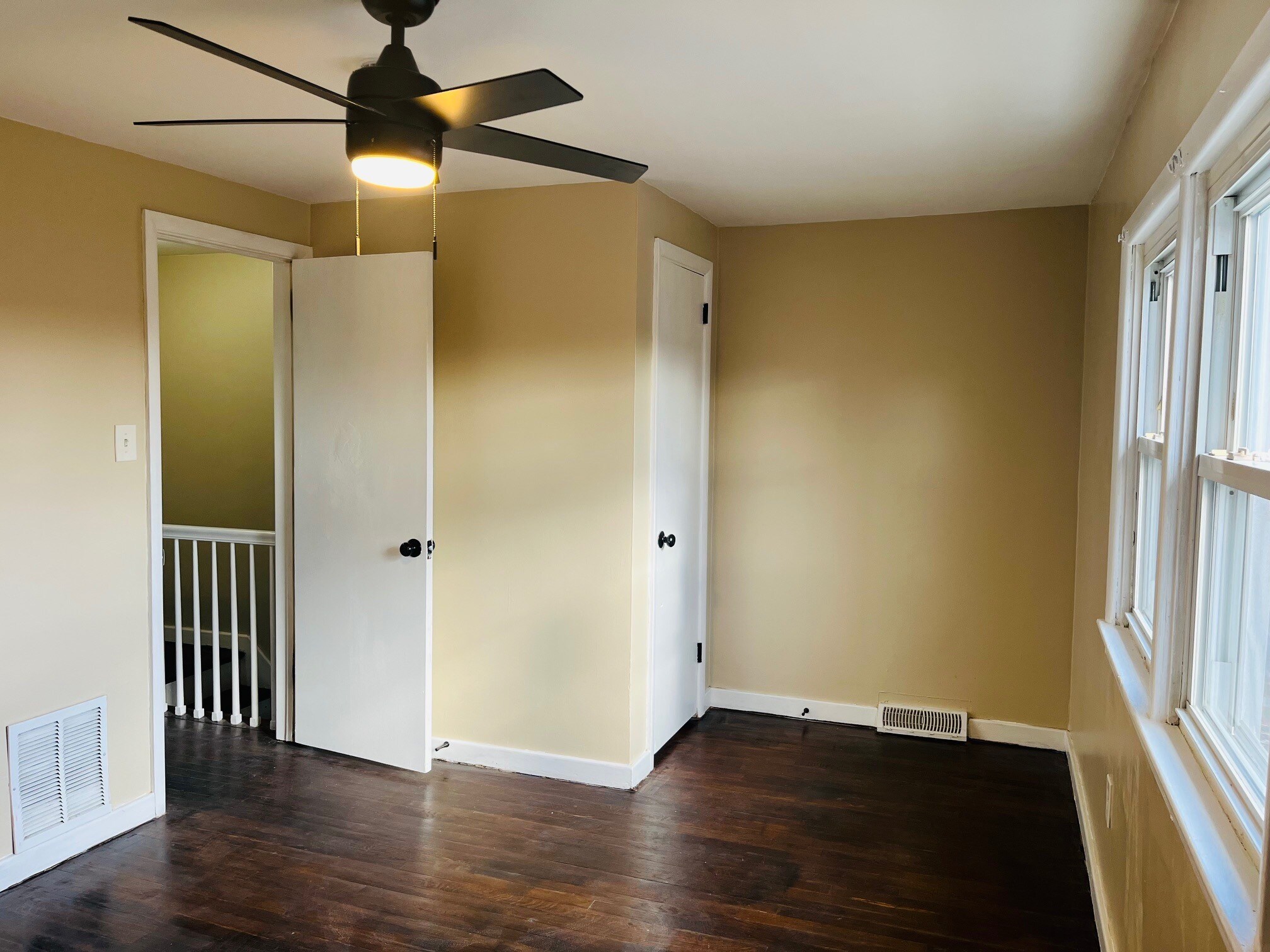 Master bdrm - 2462 Brookwood St