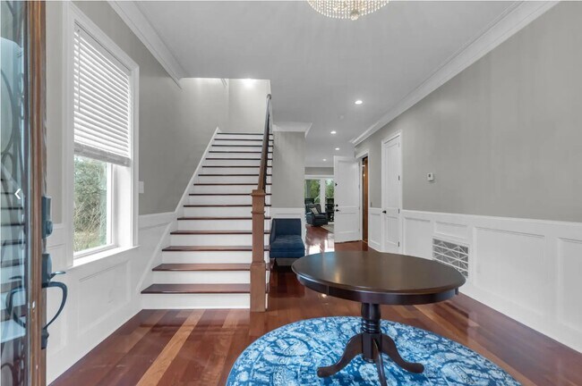 Building Photo - 4779 Holbird St