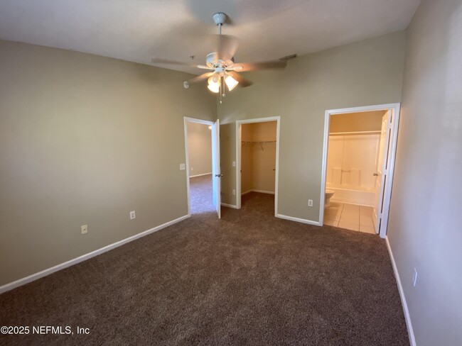 Building Photo - 6100 Maggies Cir