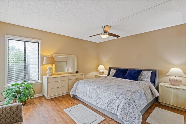 Building Photo - 4440 Nassau Ct