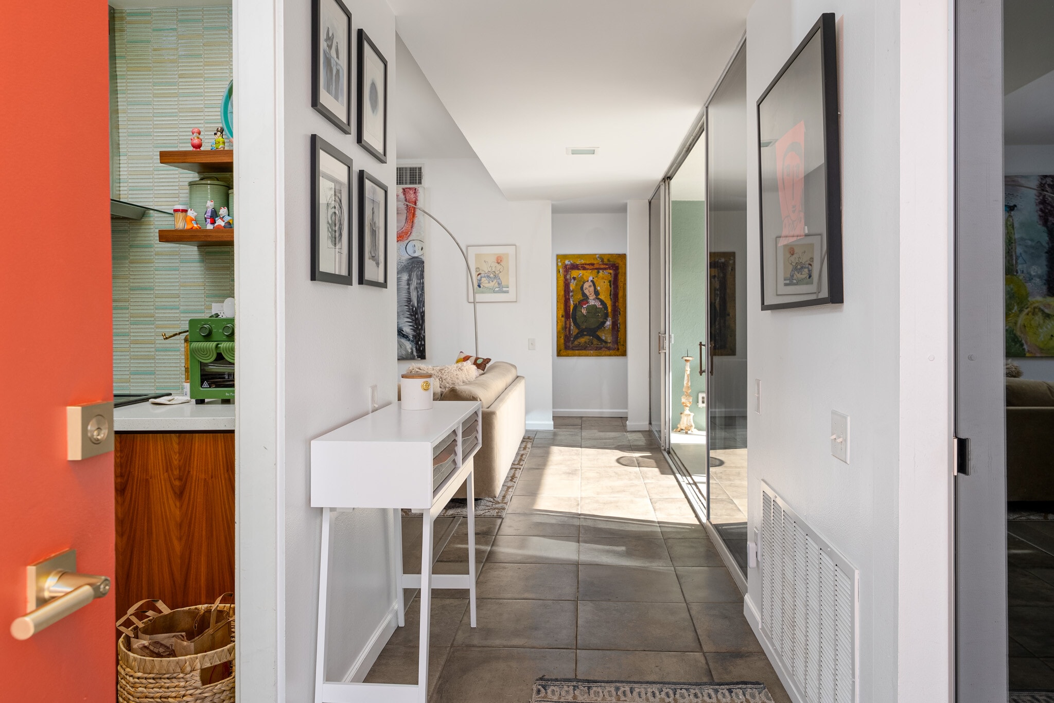 Building Photo - 17 Desert Lakes Dr