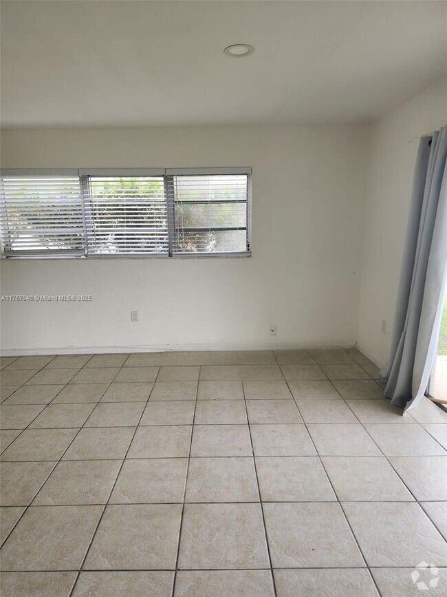 Building Photo - 7680 SW 82nd St