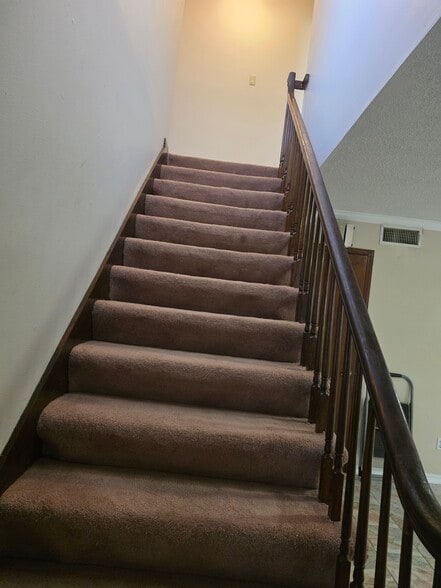 Building Photo - 4213 Paradis Ln