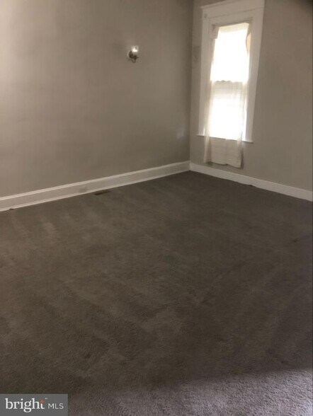 Building Photo - 2917 Rockrose Ave
