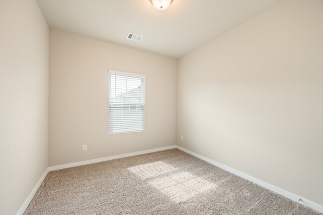 Building Photo - 3115 Skyrock Dr