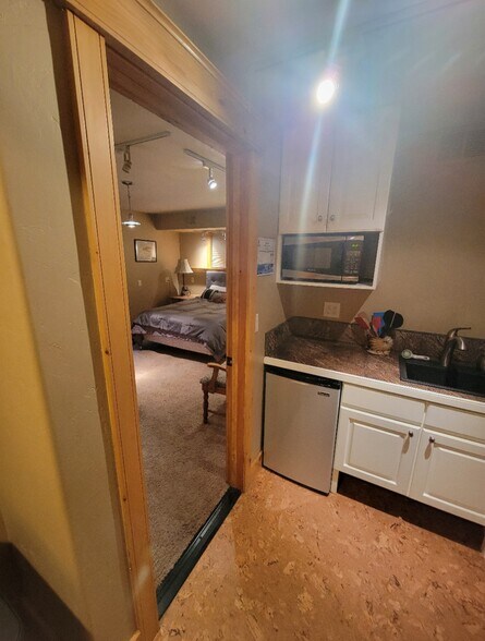 Building Photo - 145 Gold Run Cir