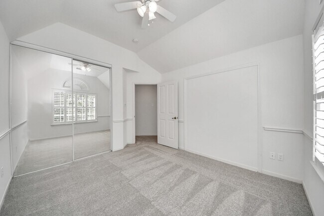 Building Photo - 103 Lakeridge Dr