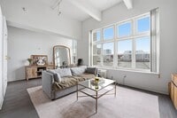 Building Photo - 1500 Washington St