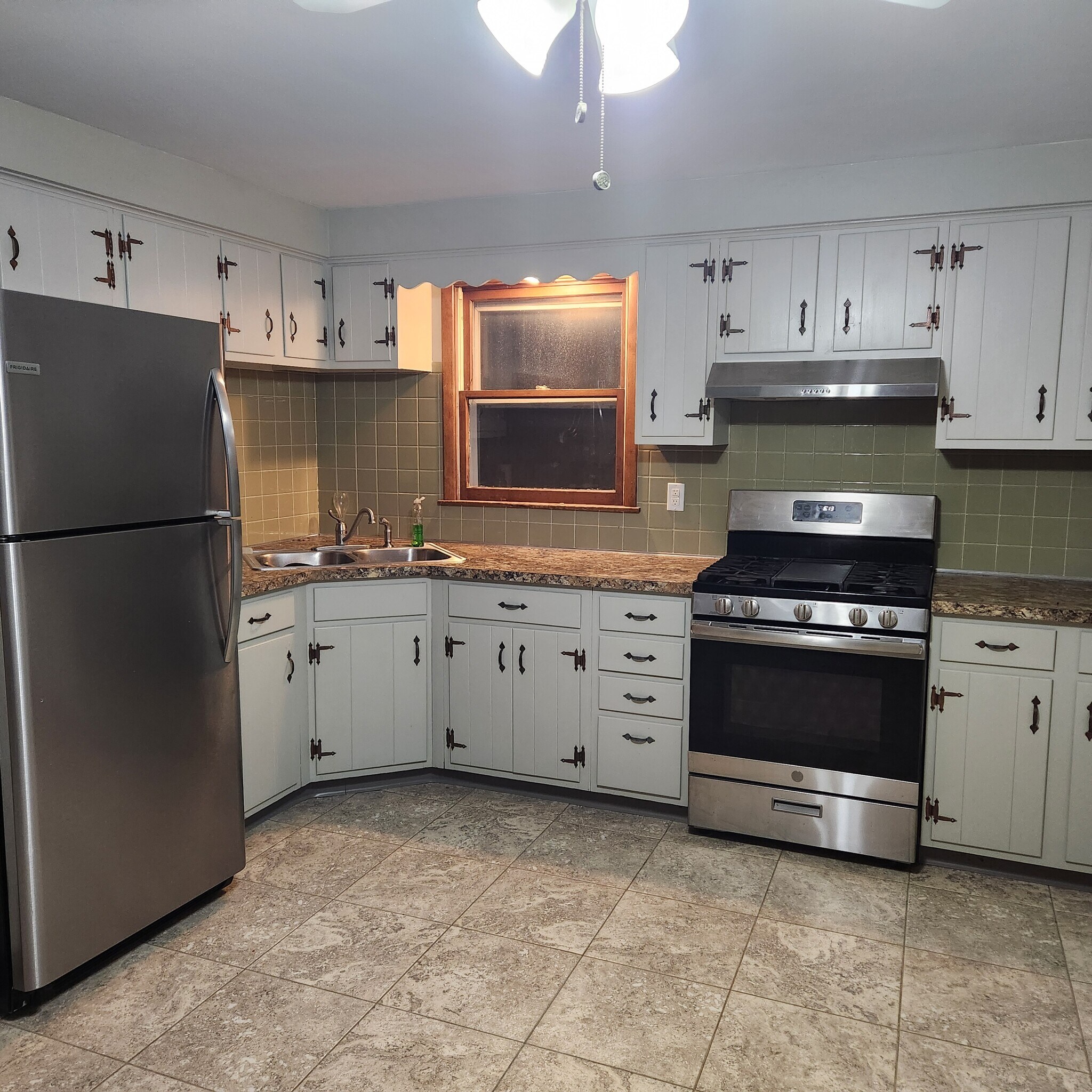 Building Photo - 3919 Harvard St