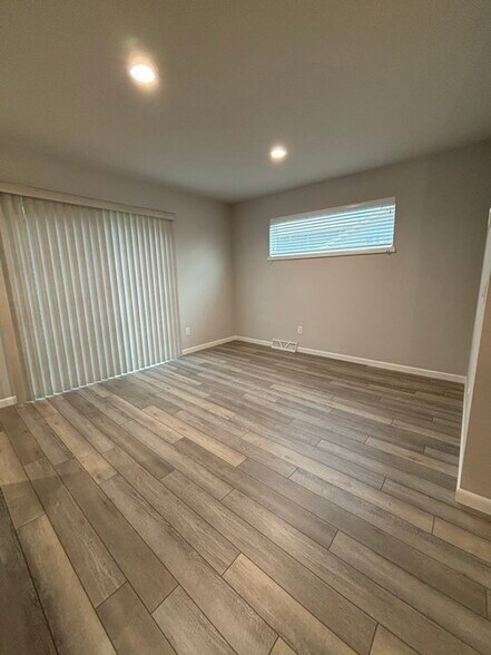 Building Photo - 9231 Rustic Pine Rd