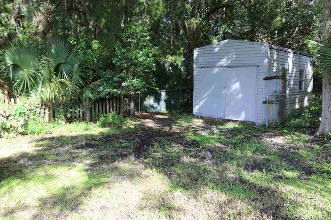 Building Photo - 8845 W Church St