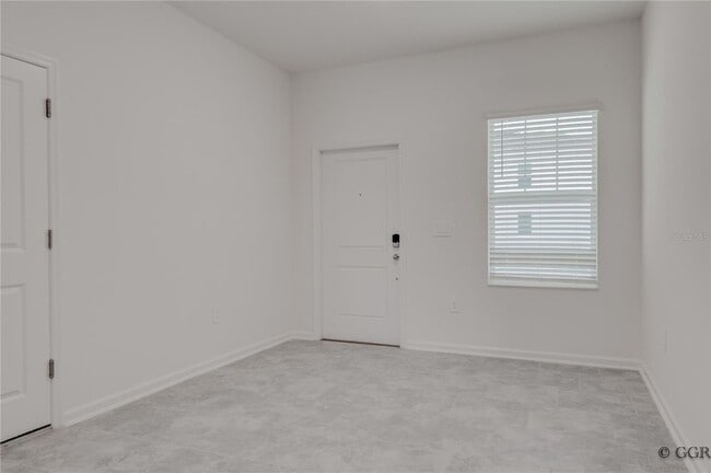 Building Photo - 3243 Laurent Lp