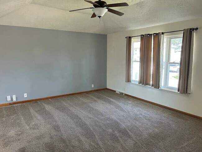 Building Photo - 12817 Emiline St