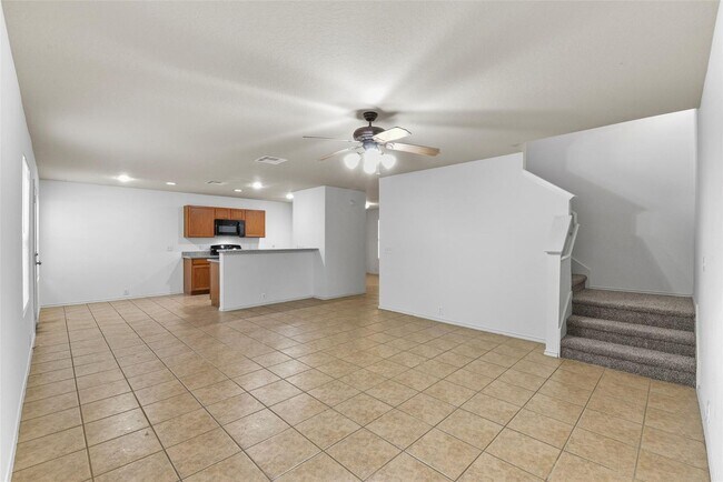 Building Photo - 822 Grand Plains Dr