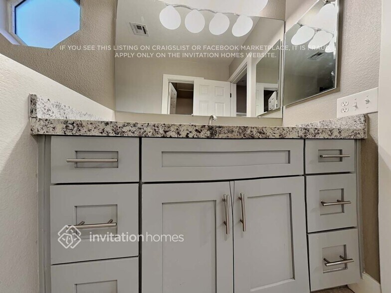 Building Photo - 1248 Pacific Terrace Dr